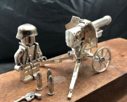Wills Attic WillsAttic Hand cast silver mini figure WWII German Field Gun with gunner and accessories